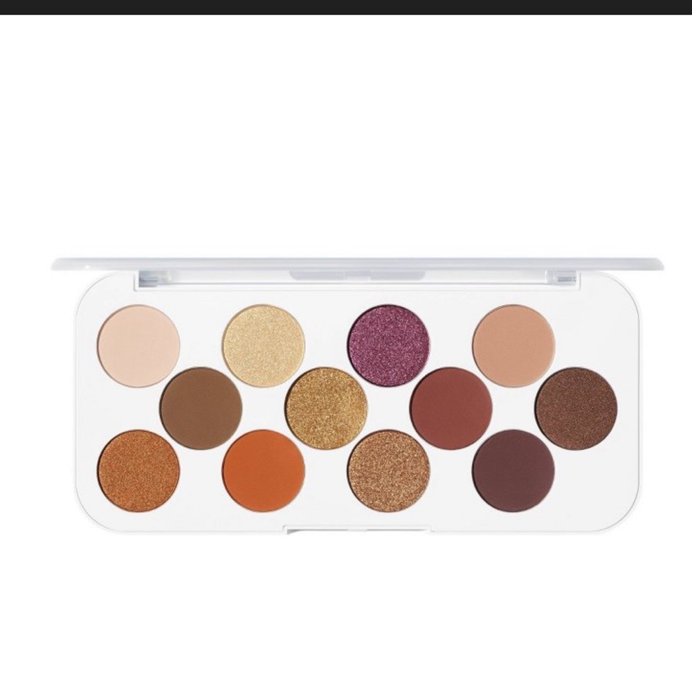 Morphe 2 Ready For Anything Eyeshadow Palette - Wallflower